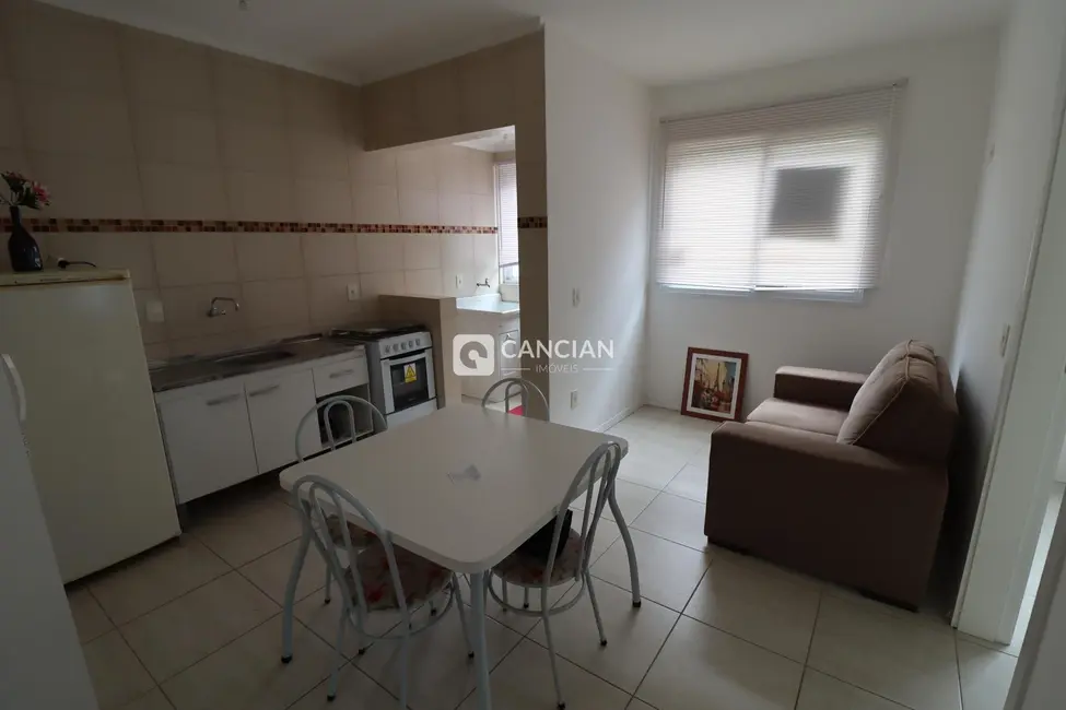 Foto 3 de Apartamento com 1 quarto para alugar, 41m2 em Centro, Santa Maria - RS