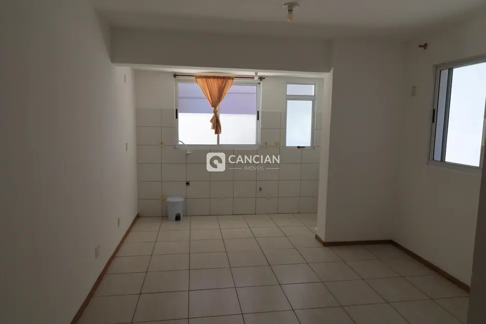 Foto 2 de Apartamento com 1 quarto para alugar, 34m2 em Centro, Santa Maria - RS