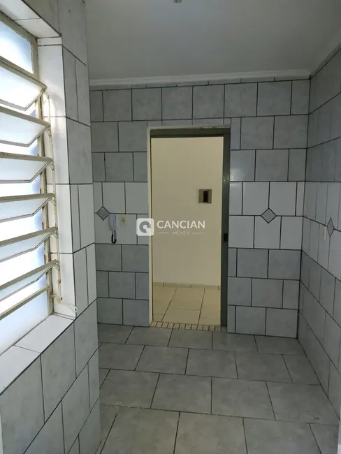 Apartamento com 2 quartos para alugar, 65m2 em Nossa Senhora de Fátima, Santa Maria - RS - imagem 9 Foto 9 de Apartamento com 2 quartos para alugar, 65m2 em Nossa Senhora de Fátima, Santa Maria - RS