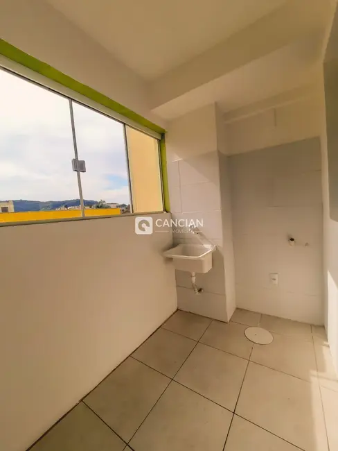 Foto 8 de Apartamento com 2 quartos para alugar, 80m2 em Centro, Santa Maria - RS