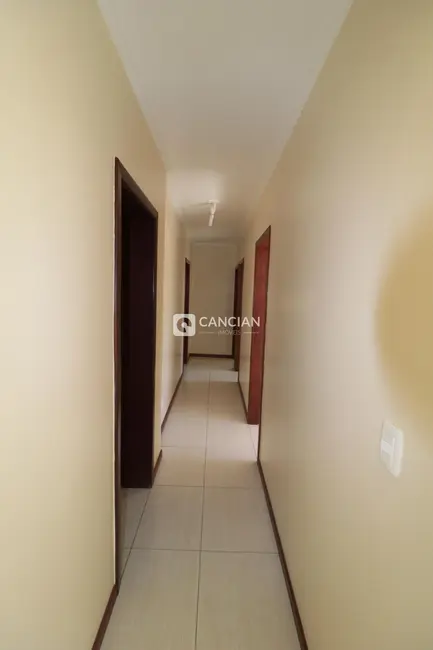Apartamento com 3 quartos para alugar, 120m2 em Nossa Senhora de Fátima, Santa Maria - RS - imagem 7 Foto 7 de Apartamento com 3 quartos para alugar, 120m2 em Nossa Senhora de Fátima, Santa Maria - RS