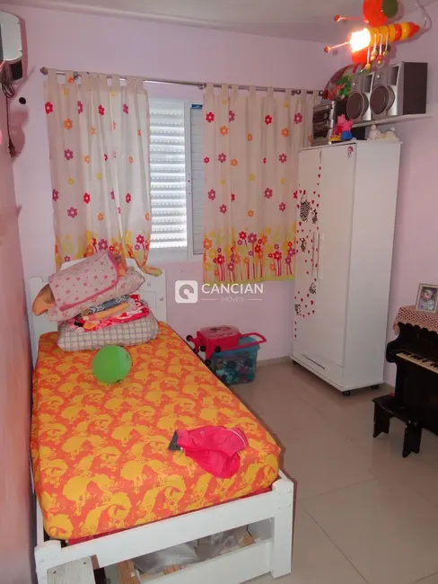 Casa com 2 quartos à venda, 200m2 em Pinheiro Machado, Santa Maria - RS - imagem 7 Foto 7 de Casa com 2 quartos à venda, 200m2 em Pinheiro Machado, Santa Maria - RS