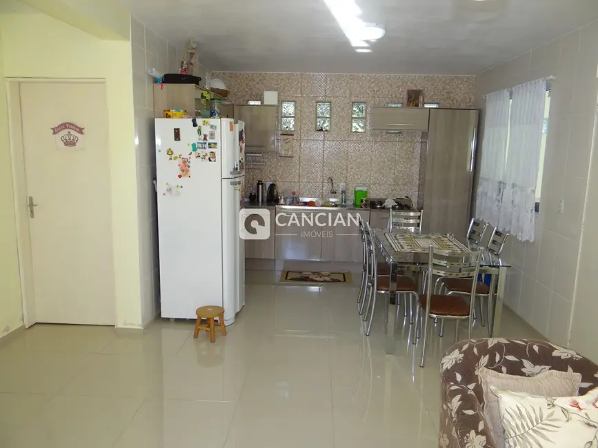 Casa com 2 quartos à venda, 200m2 em Pinheiro Machado, Santa Maria - RS - imagem 9 Foto 9 de Casa com 2 quartos à venda, 200m2 em Pinheiro Machado, Santa Maria - RS
