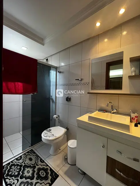 Foto 6 de Cobertura com 3 quartos para alugar, 135m2 em Camobi, Santa Maria - RS