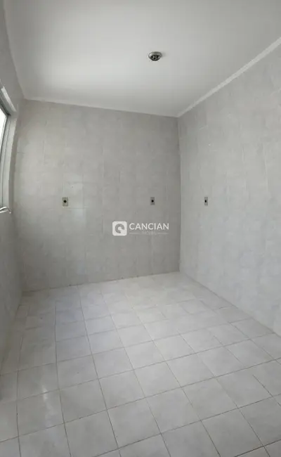 Foto 4 de Apartamento com 2 quartos para alugar, 73m2 em Duque de Caxias, Santa Maria - RS