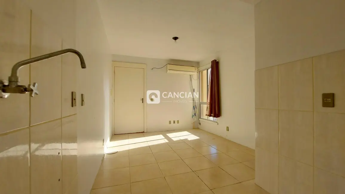 Foto 4 de Apartamento com 2 quartos à venda, 38m2 em Urlândia, Santa Maria - RS