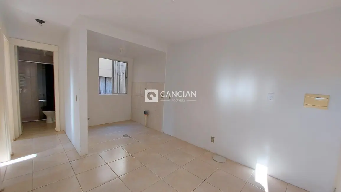 Foto 3 de Apartamento com 2 quartos à venda, 38m2 em Urlândia, Santa Maria - RS