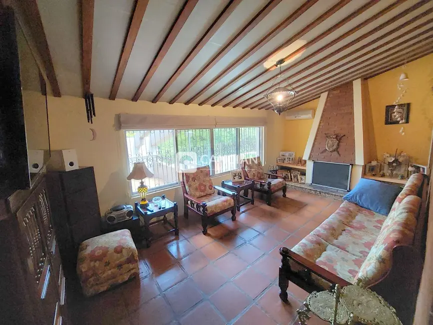 Foto 8 de Casa com 4 quartos à venda, 496m2 em Camobi, Santa Maria - RS