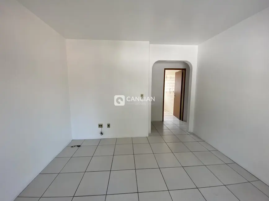 Apartamento com 3 quartos para alugar, 100m2 em São José, Santa Maria - RS - imagem 3 Foto 3 de Apartamento com 3 quartos para alugar, 100m2 em São José, Santa Maria - RS