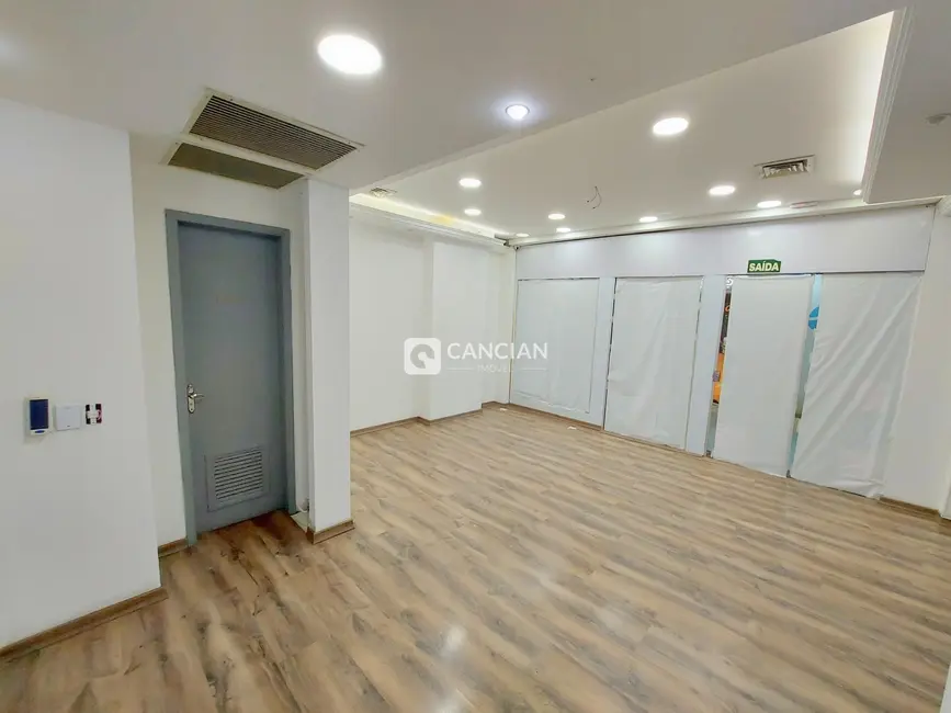 Sala Comercial com 1 quarto para alugar, 39m2 em Centro, Santa Maria - RS - imagem 6 Foto 6 de Sala Comercial com 1 quarto para alugar, 39m2 em Centro, Santa Maria - RS