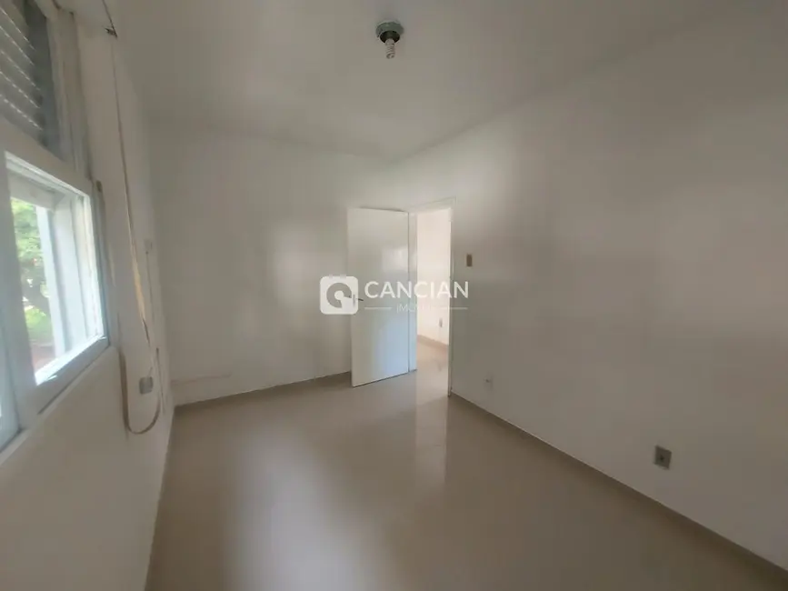 Foto 2 de Apartamento com 2 quartos à venda, 48m2 em Nossa Senhora de Lourdes, Santa Maria - RS