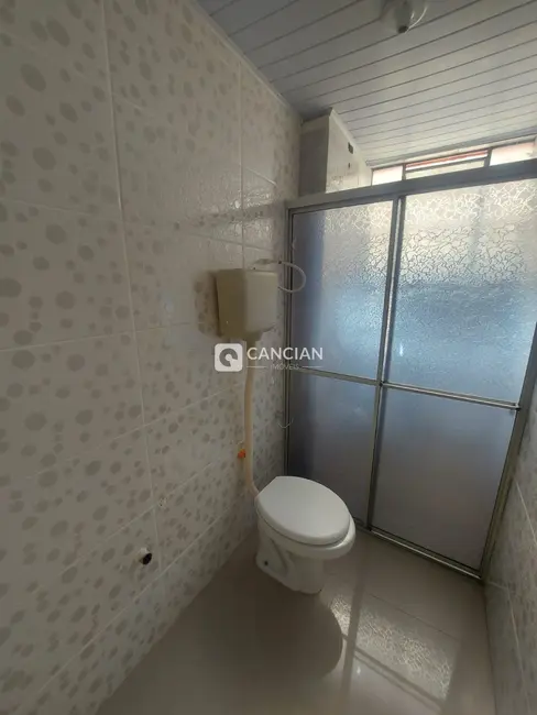 Foto 9 de Apartamento com 2 quartos à venda, 48m2 em Nossa Senhora de Lourdes, Santa Maria - RS