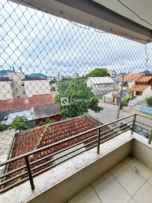 Foto 9 de Apartamento com 2 quartos à venda, 63m2 em Nossa Senhora das Dores, Santa Maria - RS