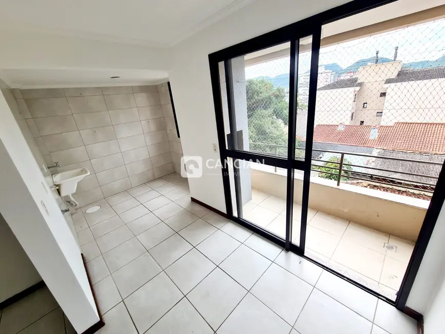 Foto 4 de Apartamento com 2 quartos à venda, 63m2 em Nossa Senhora das Dores, Santa Maria - RS