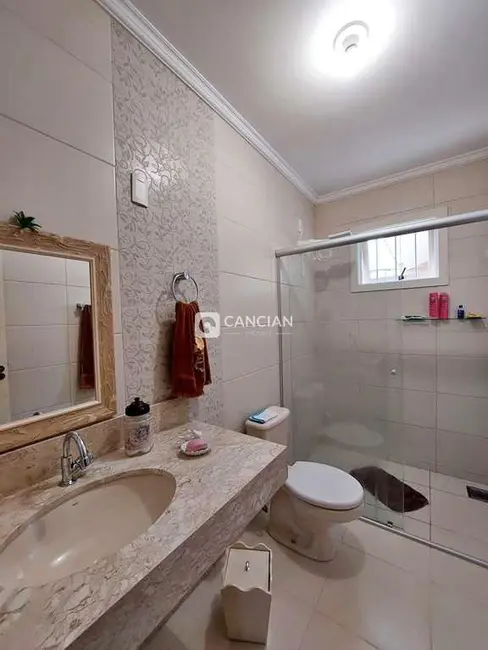 Casa com 2 quartos à venda, 190m2 em Camobi, Santa Maria - RS - imagem 9 Foto 9 de Casa com 2 quartos à venda, 190m2 em Camobi, Santa Maria - RS