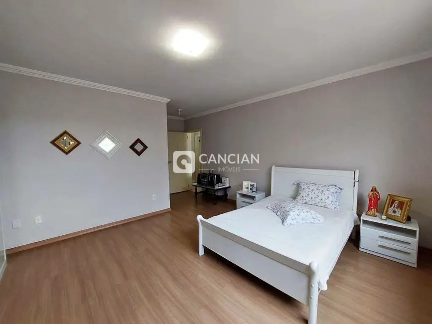 Casa com 2 quartos à venda, 190m2 em Camobi, Santa Maria - RS - imagem 8 Foto 8 de Casa com 2 quartos à venda, 190m2 em Camobi, Santa Maria - RS