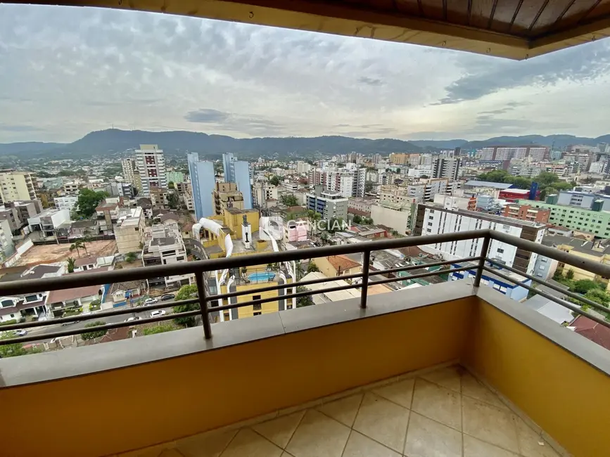 Foto 4 de Cobertura com 4 quartos à venda, 260m2 em Bonfim, Santa Maria - RS