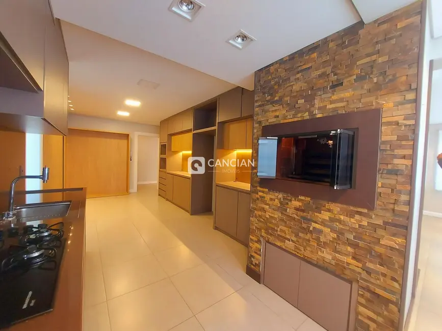 Foto 4 de Apartamento com 3 quartos à venda, 183m2 em Nossa Senhora de Fátima, Santa Maria - RS