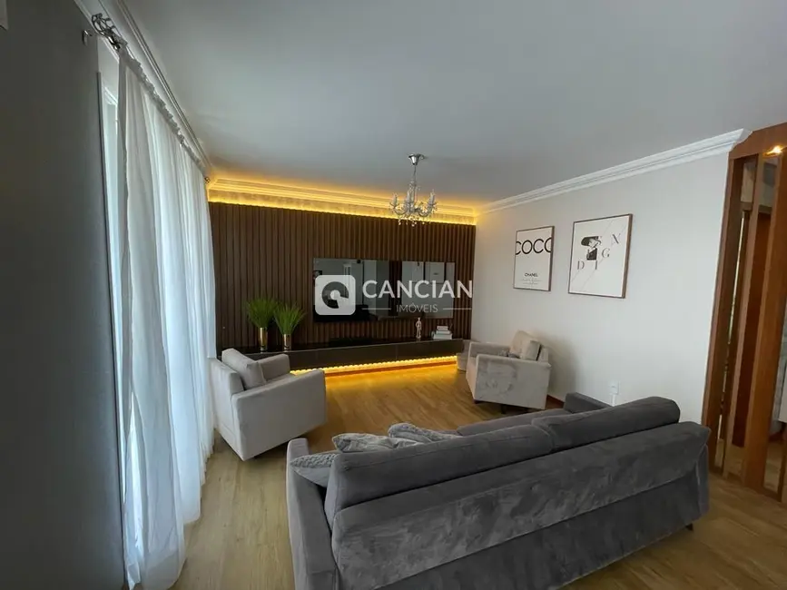 Cobertura com 3 quartos à venda, 207m2 em Camobi, Santa Maria - RS - imagem 3 Foto 3 de Cobertura com 3 quartos à venda, 207m2 em Camobi, Santa Maria - RS
