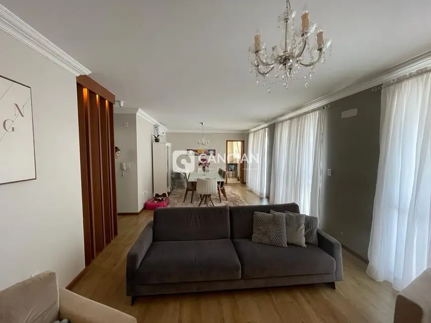 Cobertura com 3 quartos à venda, 207m2 em Camobi, Santa Maria - RS - imagem 7 Foto 7 de Cobertura com 3 quartos à venda, 207m2 em Camobi, Santa Maria - RS