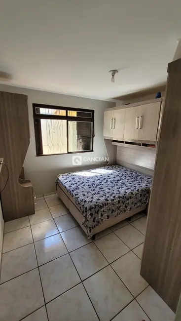 Casa com 3 quartos à venda, 121m2 em Patronato, Santa Maria - RS - imagem 9 Foto 9 de Casa com 3 quartos à venda, 121m2 em Patronato, Santa Maria - RS