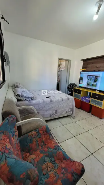 Casa com 3 quartos à venda, 121m2 em Patronato, Santa Maria - RS - imagem 4 Foto 4 de Casa com 3 quartos à venda, 121m2 em Patronato, Santa Maria - RS