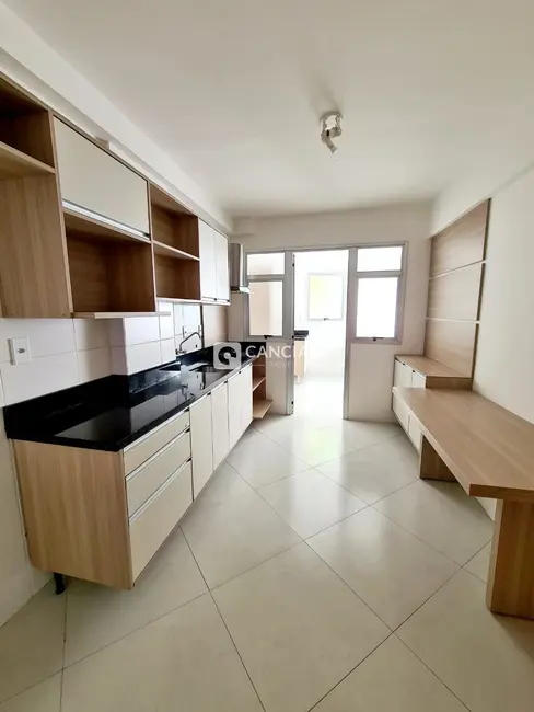 Foto 7 de Apartamento com 3 quartos à venda, 132m2 em Centro, Santa Maria - RS