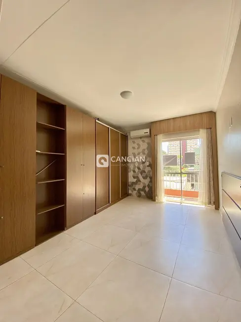 Foto 4 de Cobertura com 2 quartos à venda, 113m2 em Centro, Santa Maria - RS