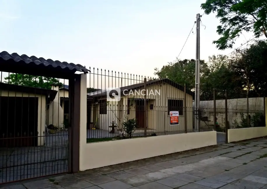 Foto 1 de Casa com 3 quartos à venda, 120m2 em Carolina, Santa Maria - RS