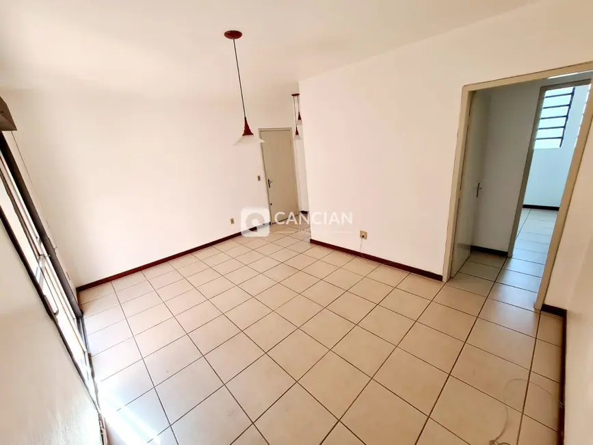 Foto 3 de Apartamento com 2 quartos à venda, 80m2 em Nossa Senhora de Fátima, Santa Maria - RS