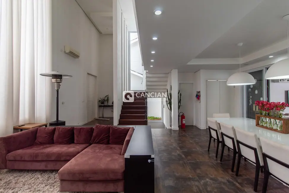 Foto 9 de Casa de Condomínio com 3 quartos à venda, 400m2 em Tomazetti, Santa Maria - RS