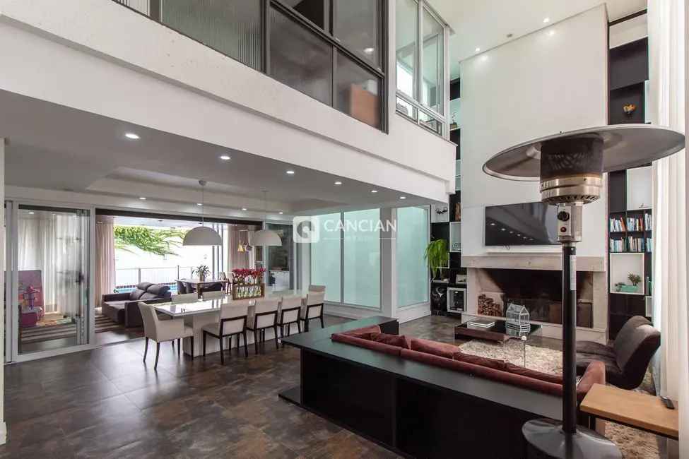 Foto 6 de Casa de Condomínio com 3 quartos à venda, 400m2 em Tomazetti, Santa Maria - RS