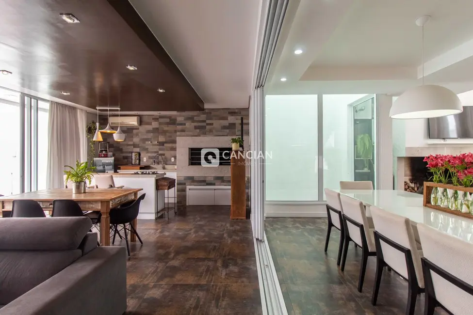 Foto 7 de Casa de Condomínio com 3 quartos à venda, 400m2 em Tomazetti, Santa Maria - RS