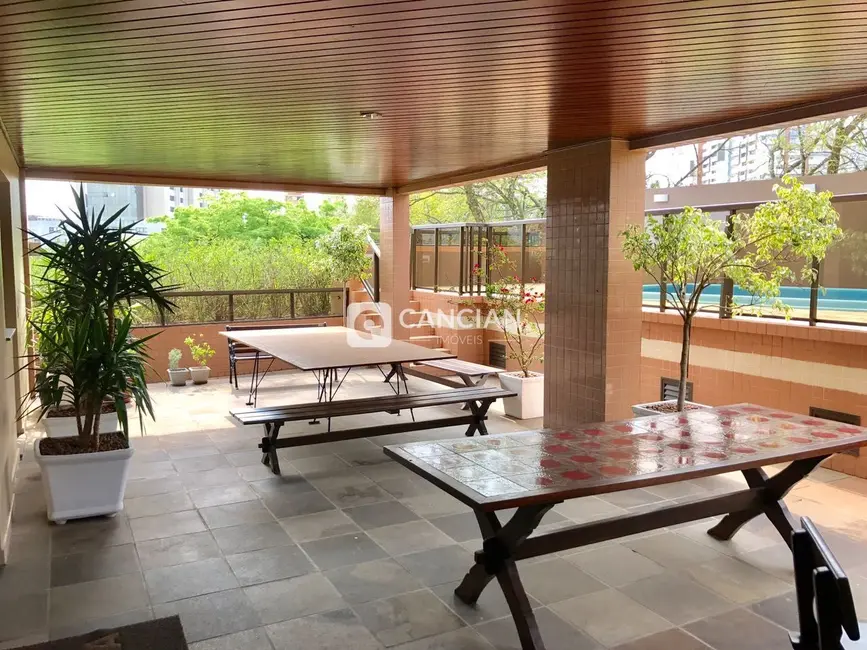 Apartamento com 3 quartos à venda, 184m2 em Centro, Santa Maria - RS - imagem 5 Foto 5 de Apartamento com 3 quartos à venda, 184m2 em Centro, Santa Maria - RS