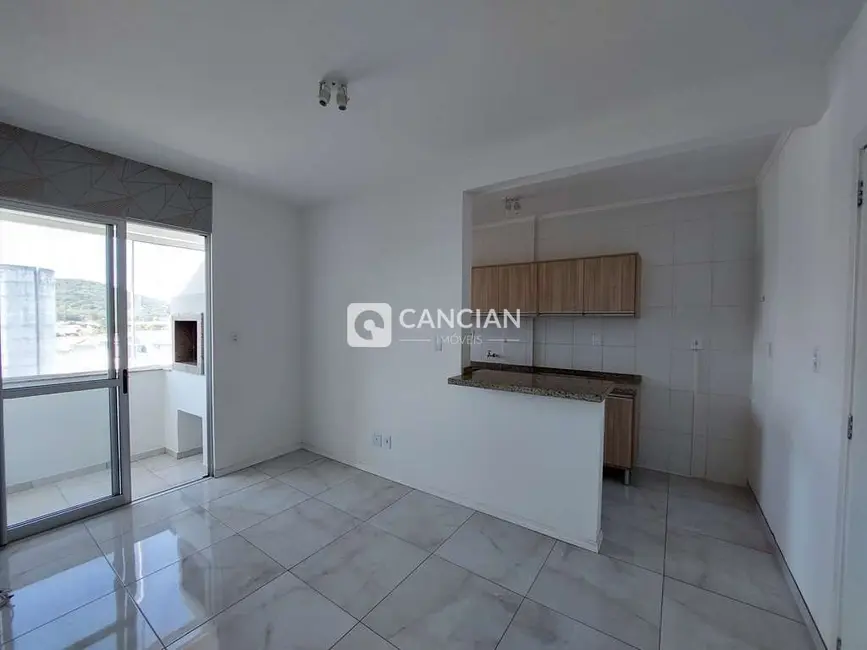 Foto 6 de Apartamento com 1 quarto à venda, 38m2 em Nossa Senhora de Lourdes, Santa Maria - RS