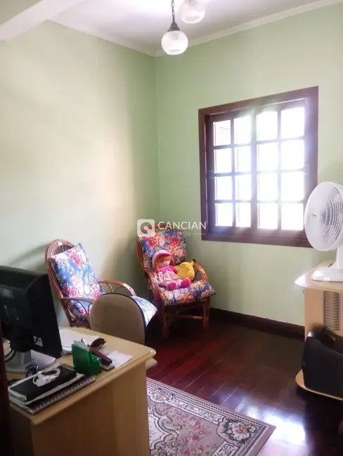 Foto 7 de Casa com 4 quartos à venda, 183m2 em Campestre do Menino Deus, Santa Maria - RS