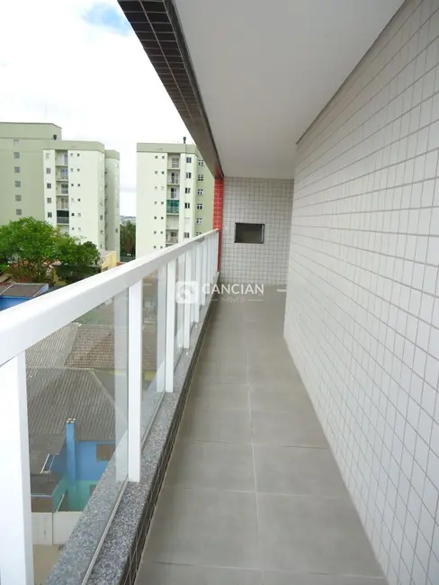 Foto 6 de Apartamento com 3 quartos à venda, 168m2 em Bonfim, Santa Maria - RS