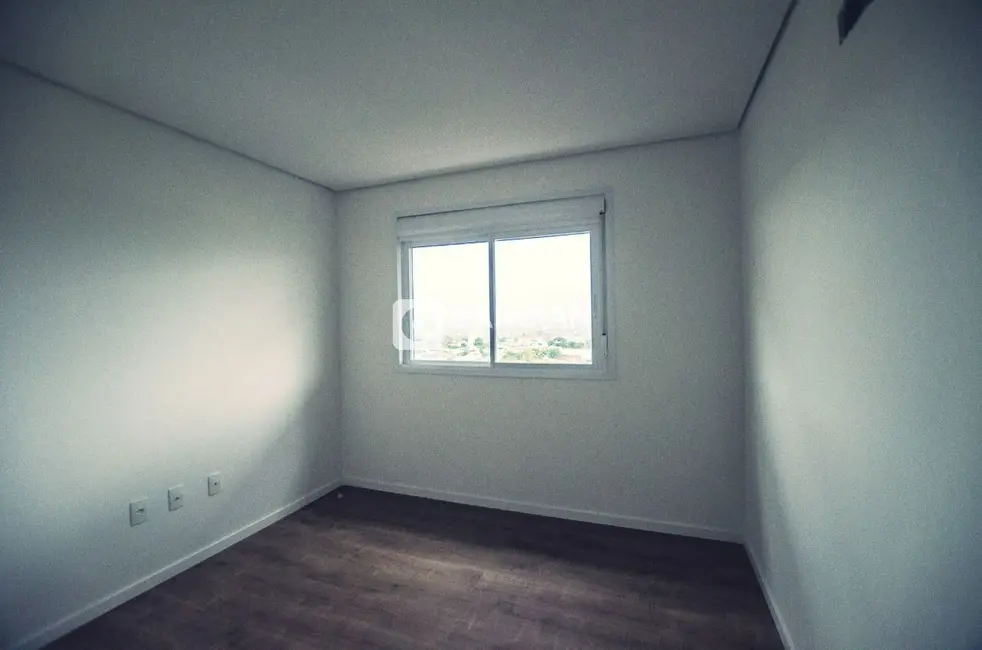 Foto 6 de Apartamento com 4 quartos à venda, 165m2 em Bonfim, Santa Maria - RS