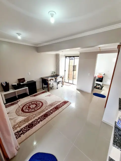 Casa com 2 quartos à venda, 75m2 em Camobi, Santa Maria - RS - imagem 3 Foto 3 de Casa com 2 quartos à venda, 75m2 em Camobi, Santa Maria - RS