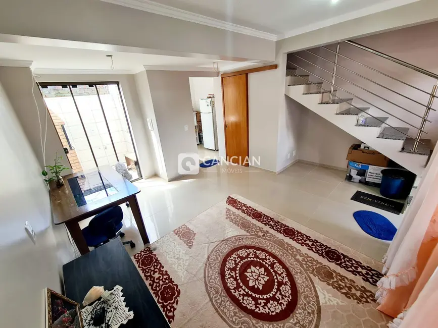 Casa com 2 quartos à venda, 75m2 em Camobi, Santa Maria - RS - imagem 4 Foto 4 de Casa com 2 quartos à venda, 75m2 em Camobi, Santa Maria - RS