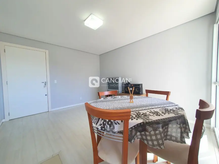 Foto 3 de Apartamento com 2 quartos à venda, 58m2 em Camobi, Santa Maria - RS