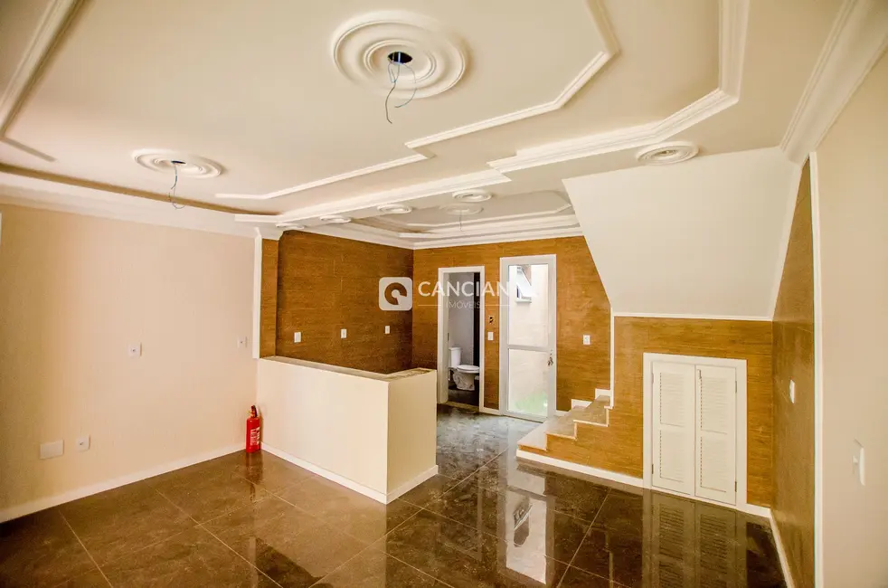 Casa com 2 quartos à venda, 100m2 em São José, Santa Maria - RS - imagem 5 Foto 5 de Casa com 2 quartos à venda, 100m2 em São José, Santa Maria - RS