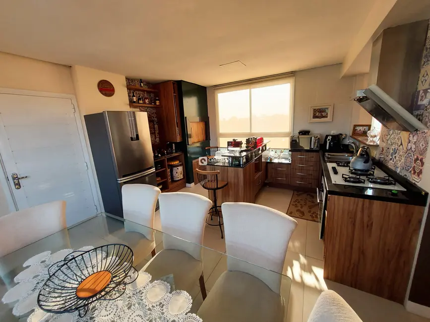 Cobertura com 4 quartos à venda, 258m2 em Nossa Senhora de Lourdes, Santa Maria - RS - imagem 7 Foto 7 de Cobertura com 4 quartos à venda, 258m2 em Nossa Senhora de Lourdes, Santa Maria - RS