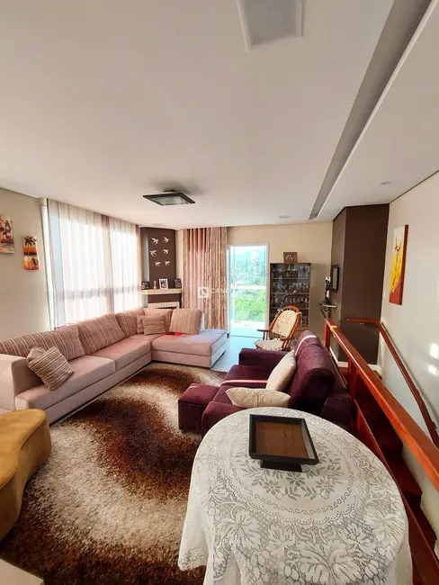 Cobertura com 4 quartos à venda, 258m2 em Nossa Senhora de Lourdes, Santa Maria - RS - imagem 5 Foto 5 de Cobertura com 4 quartos à venda, 258m2 em Nossa Senhora de Lourdes, Santa Maria - RS