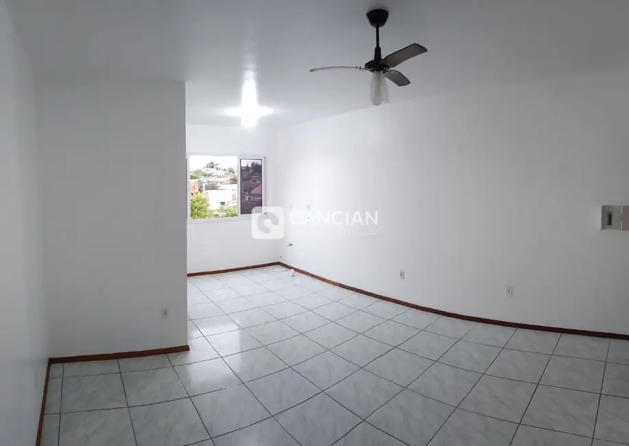 Foto 4 de Kitnet com 1 quarto à venda, 29m2 em Pinheiro Machado, Santa Maria - RS