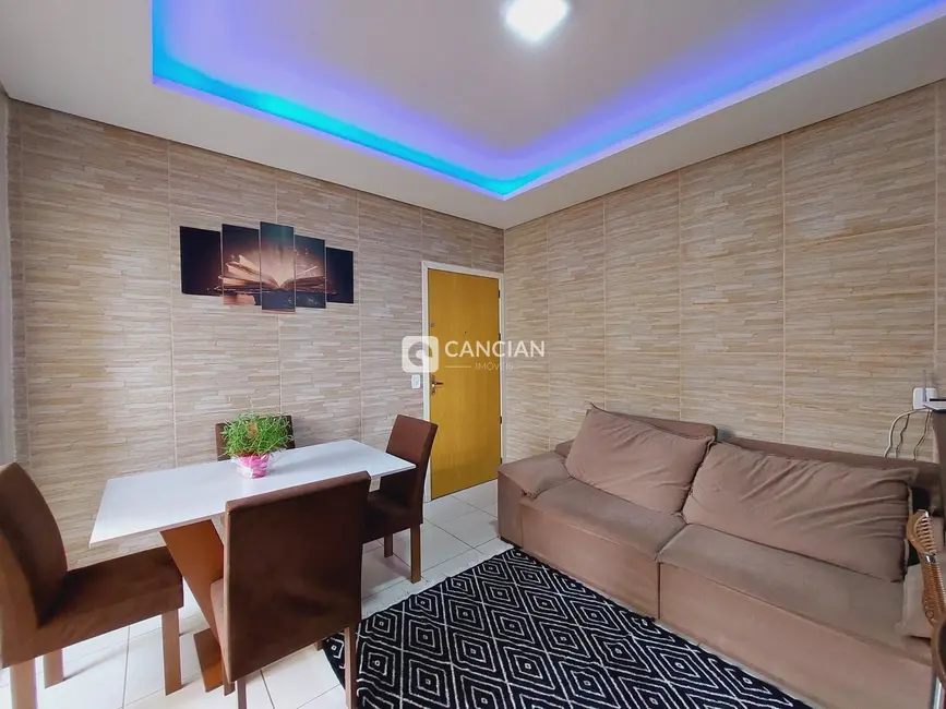 Foto 2 de Apartamento com 2 quartos à venda, 51m2 em Patronato, Santa Maria - RS