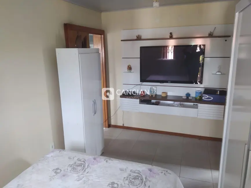 Foto 4 de Casa com 3 quartos à venda, 152m2 em Nossa Senhora do Perpétuo Socorro, Santa Maria - RS