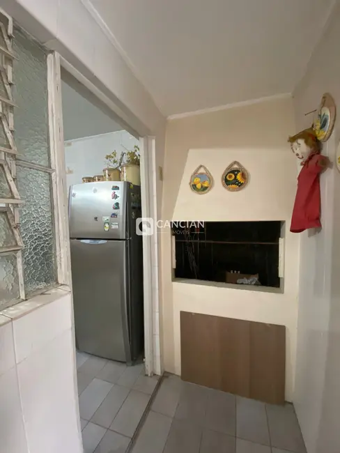 Foto 9 de Apartamento com 3 quartos à venda, 174m2 em Nossa Senhora de Fátima, Santa Maria - RS