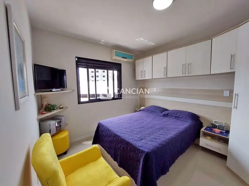 Foto 8 de Apartamento com 3 quartos à venda, 89m2 em Uglione, Santa Maria - RS