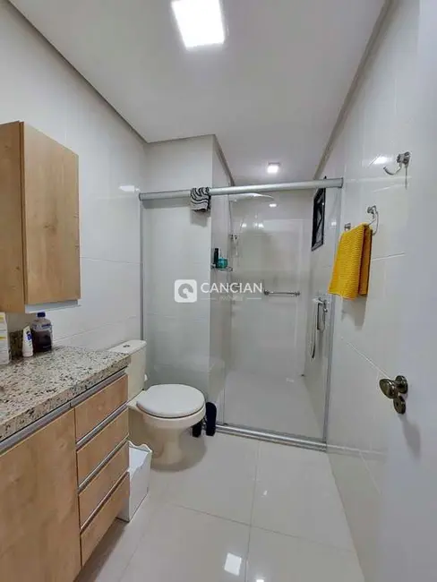 Foto 7 de Apartamento com 3 quartos à venda, 89m2 em Uglione, Santa Maria - RS
